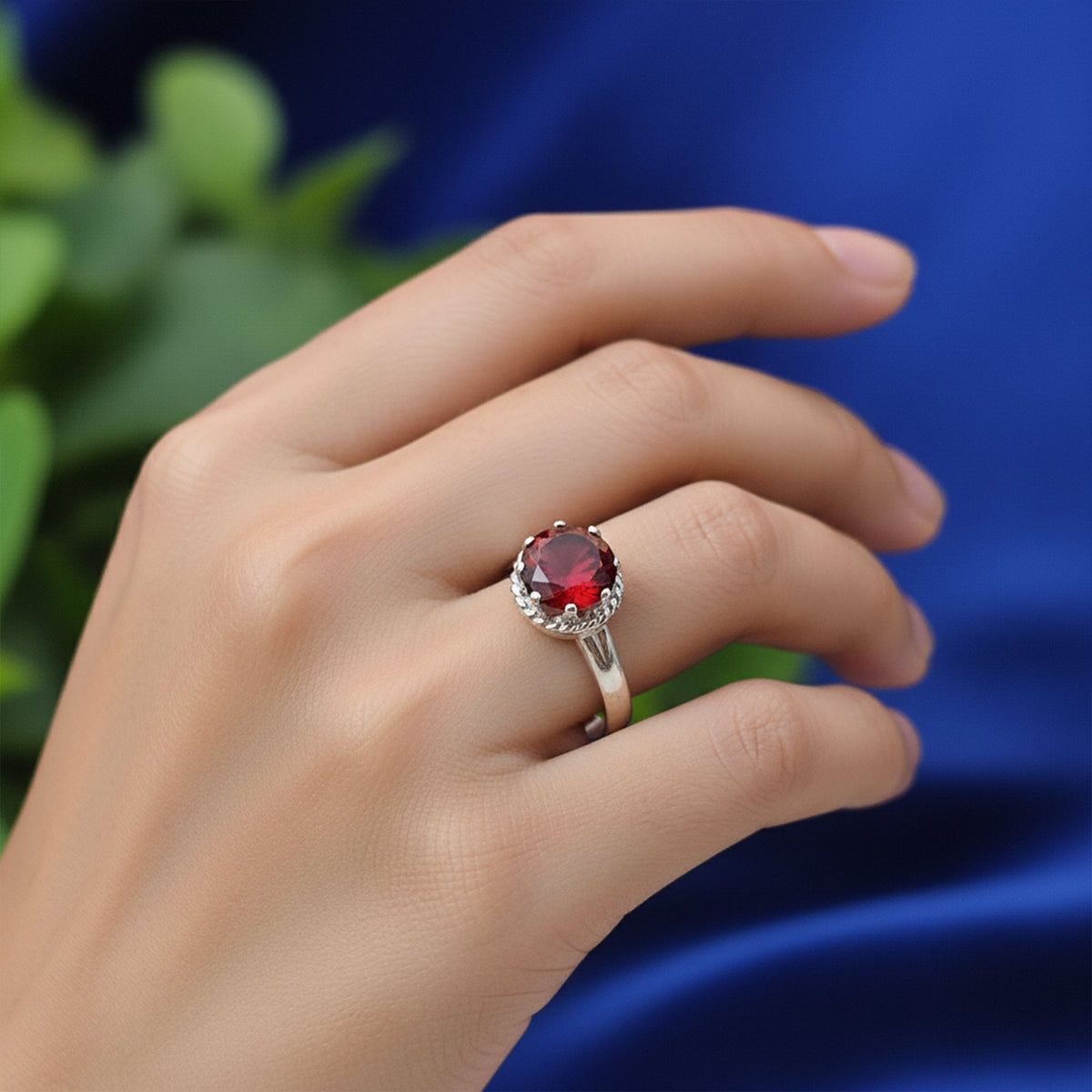 925 Sterling Silver Garnet Adjustable  Ring – Handcrafted Red Gemstone Jewelry, Luxury Gift for Her, Elegant Women’s Ring, Classic Style