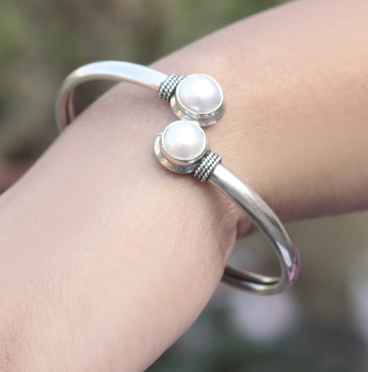 925 Sterling Silver Pearl Bangle for Women | Elegant White Pearl Bracelet | Classic Luxury Jewelry for Special Occasions