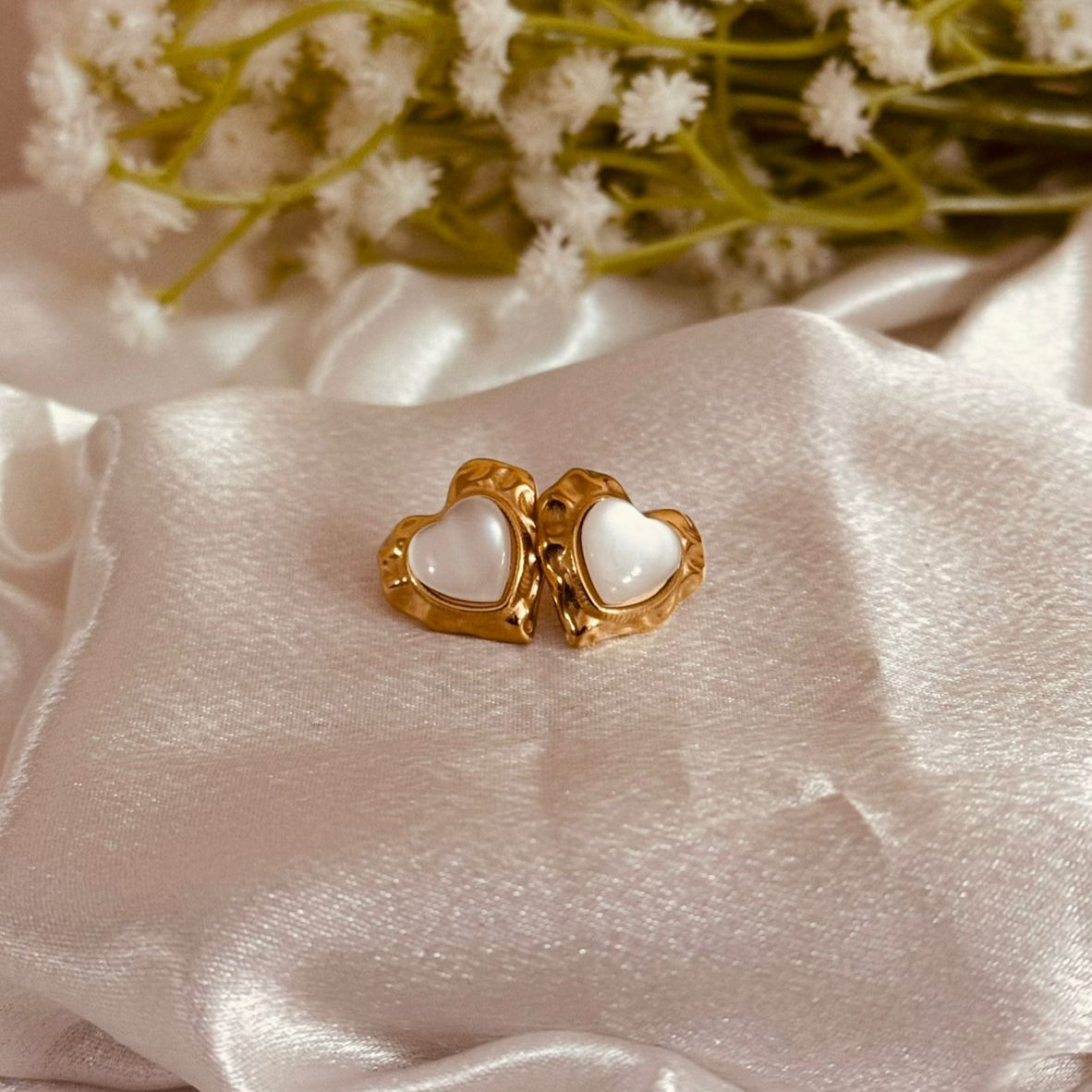 Golden Heart Glow Stud Earring