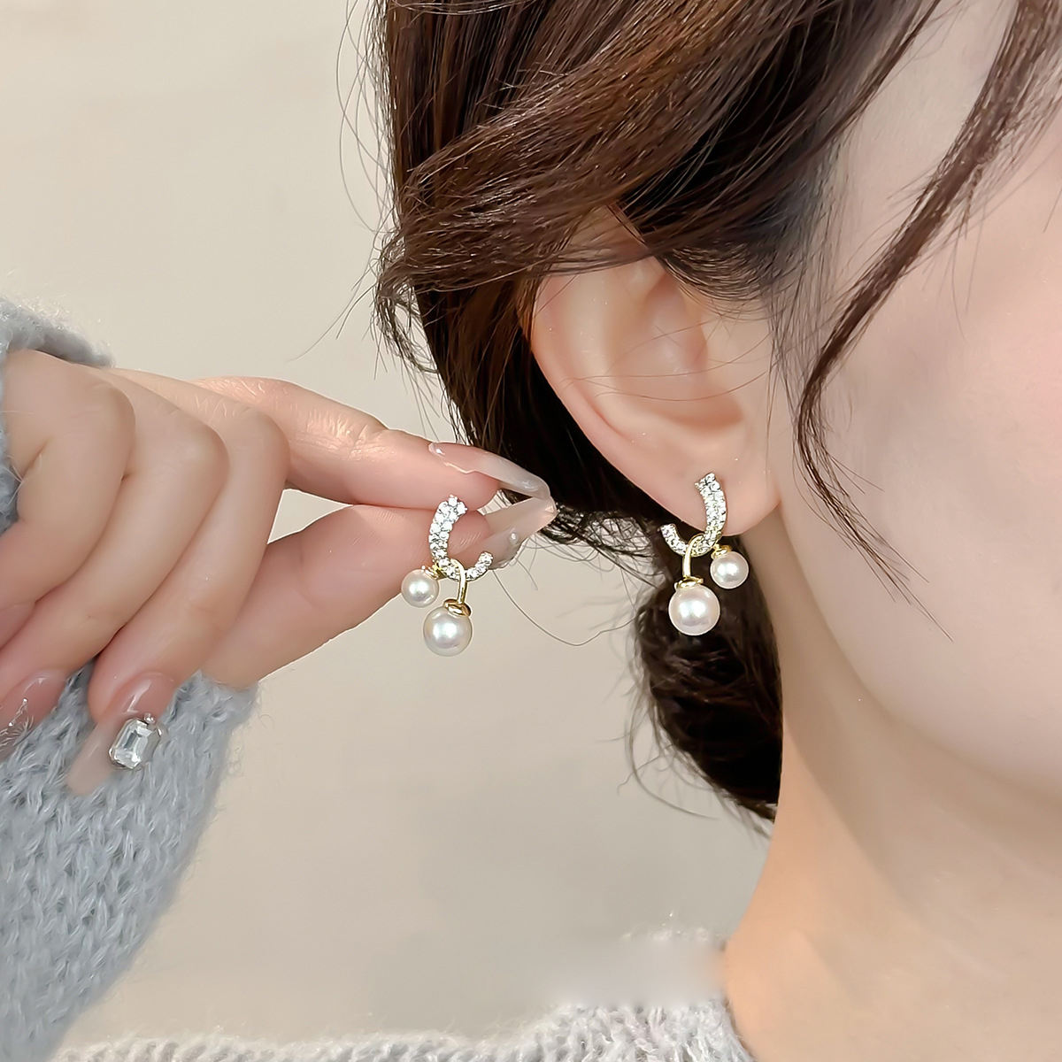 astria-jewellery-pearl-drop-stud-earrings-crystal-curve-earrings-for-women