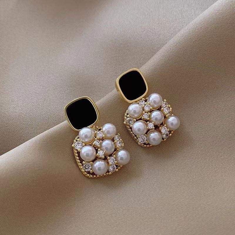 astria-jewellery-black-pearl-statement-drop-earrings-for-women-gold-plated-crystal-stud-earrings-elegant-party-wear-luxury-fashion-jewellery