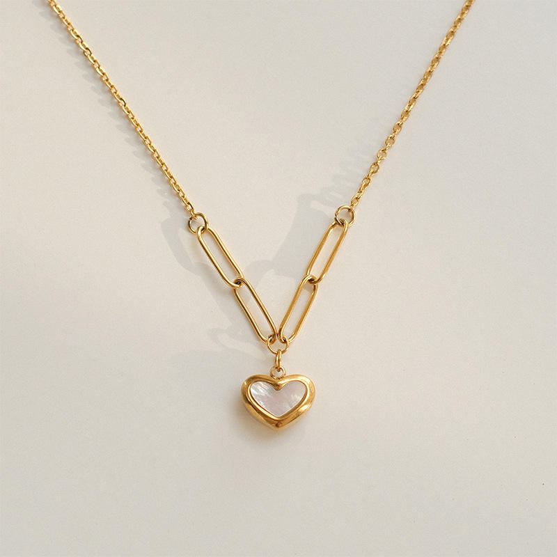 astria-jewellery-gold-plated-heart-pendant-necklace-for-women-paperclip-chain-necklace-with-shell-heart-charm
