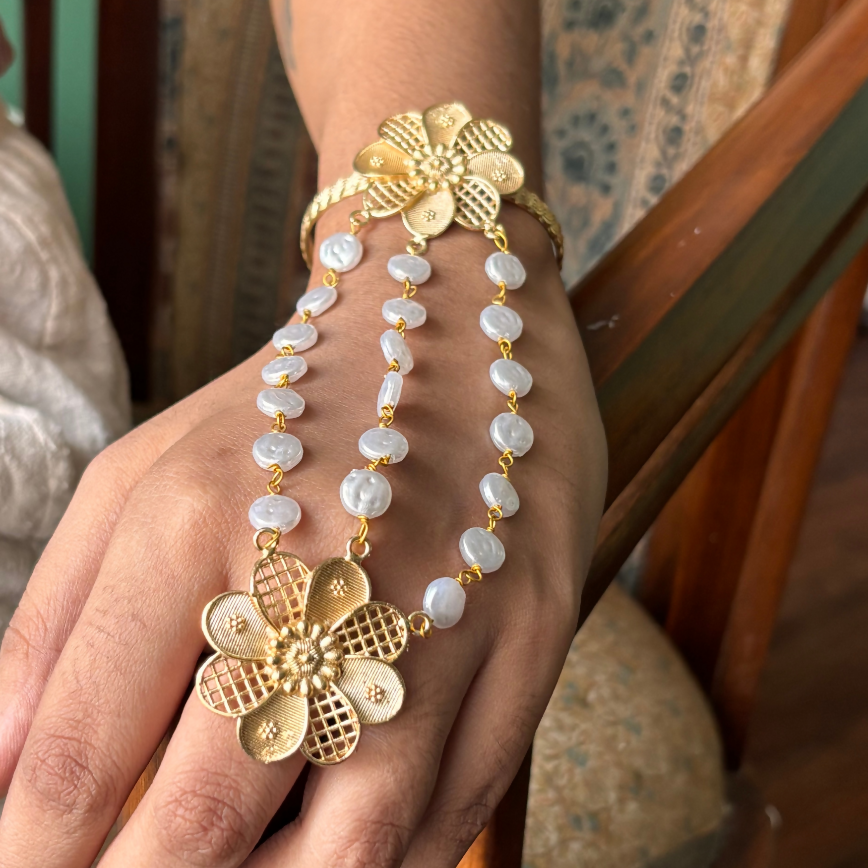 Floral beaded hathphool