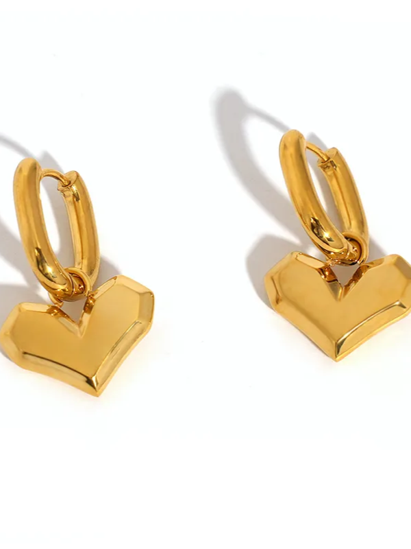 Close-up of Amor?? drop earrings �? 18k gold-plated go-to drops for everyday and office wear.