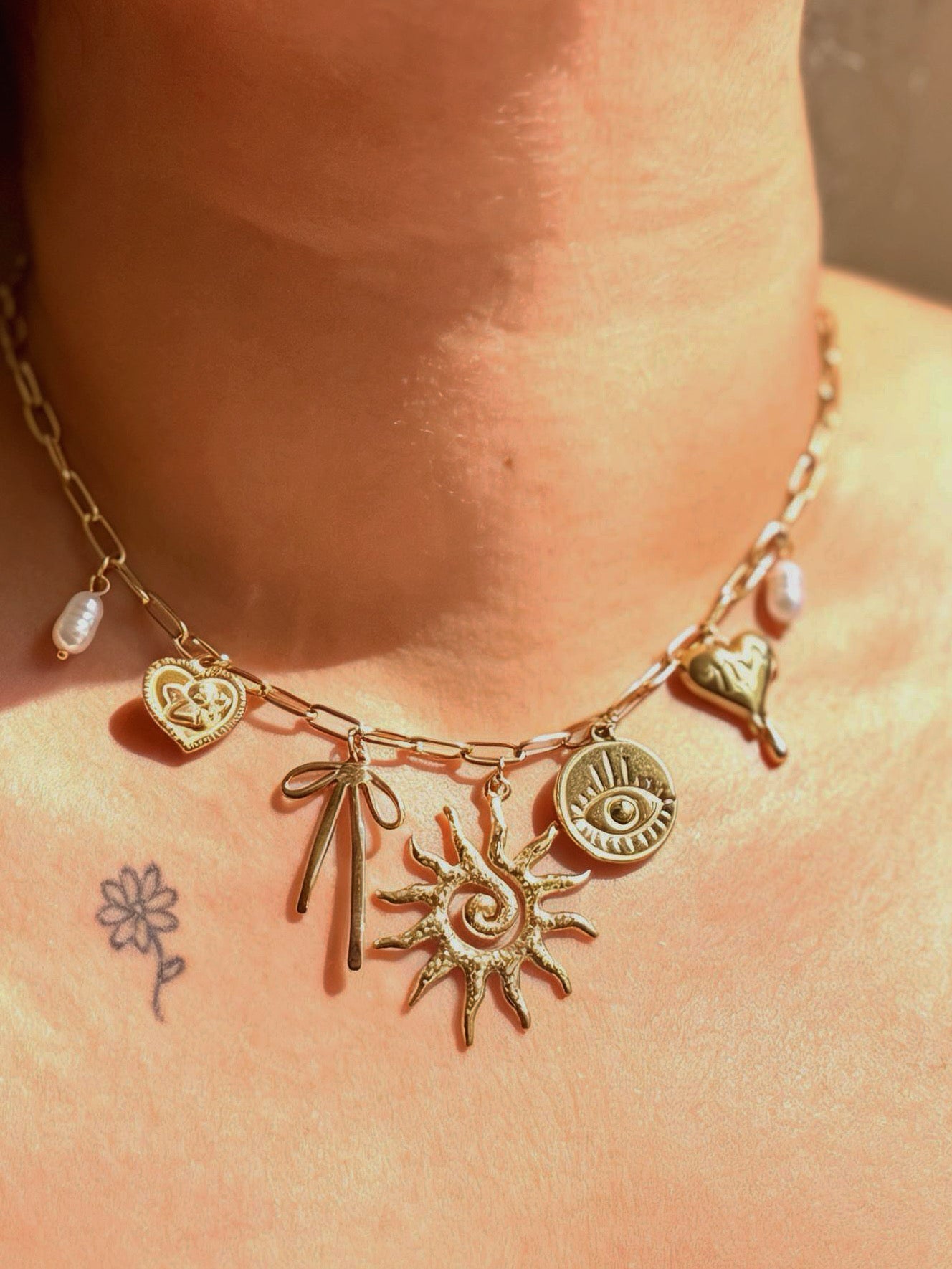 18k gold-plated chunky sun pendant necklace �? bold statement sun-charm necklace, anti-tarnish and waterproof for festive and evening looks.