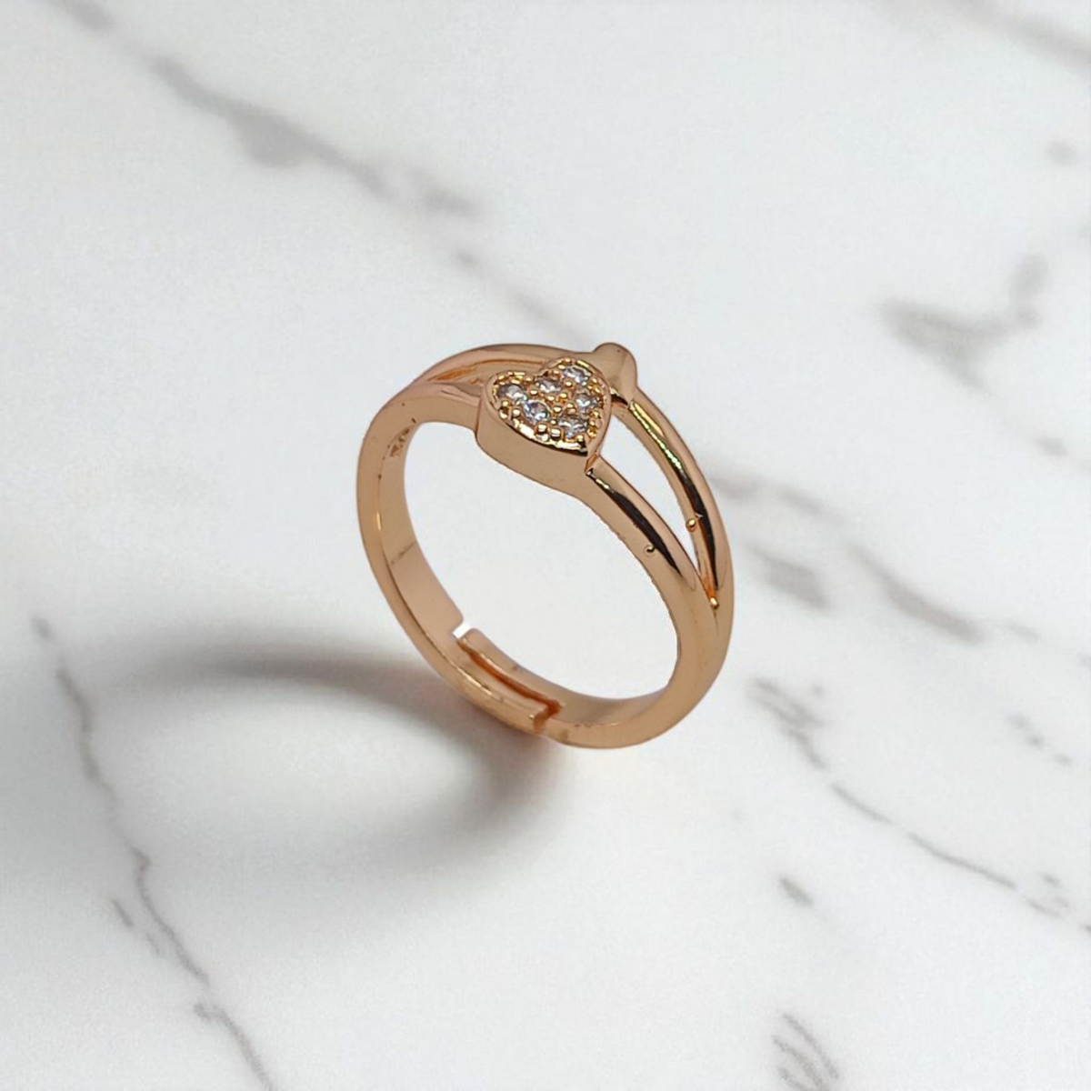 Shimmering Glittering Ring
