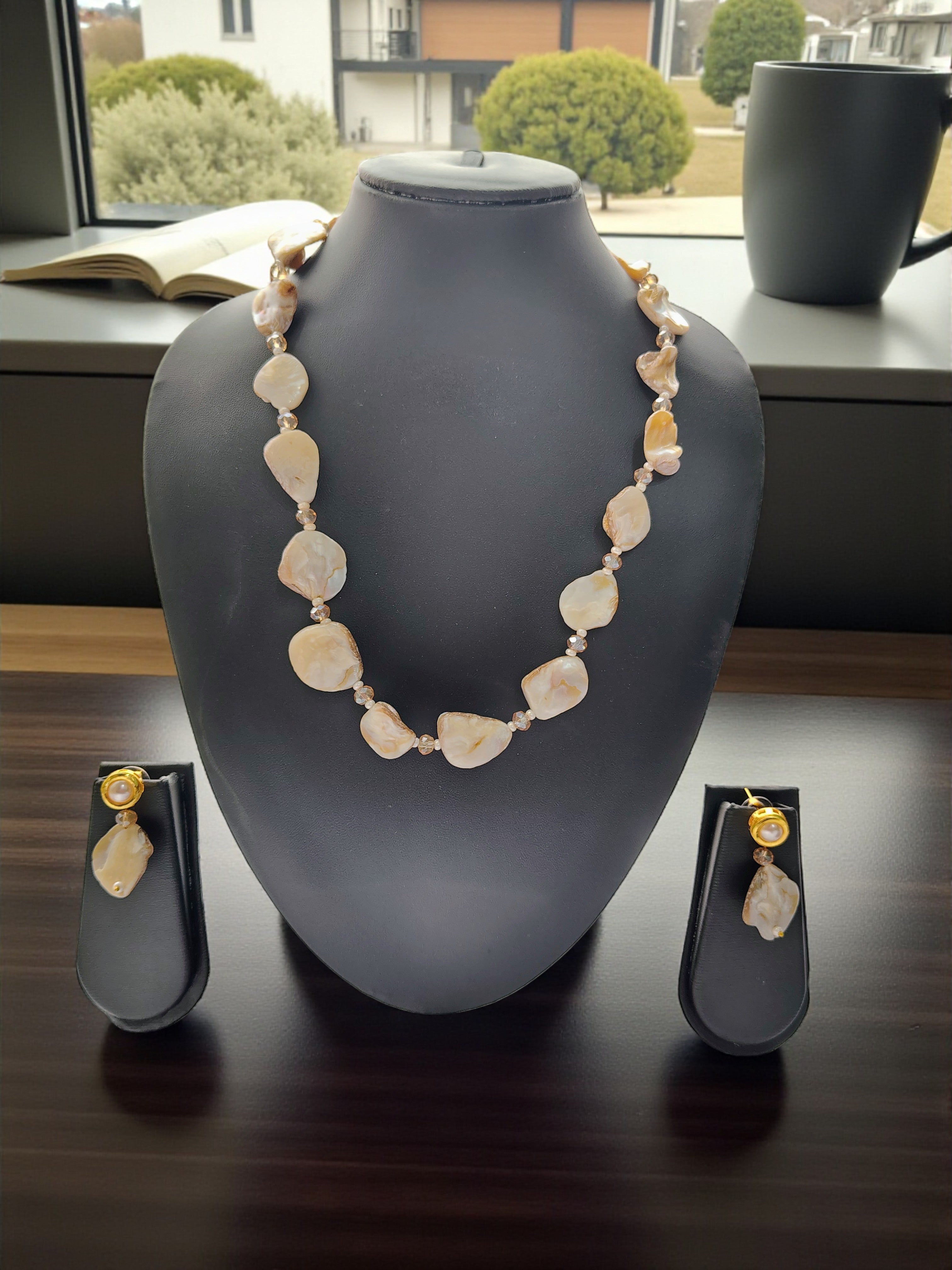 OceanNoor Shell Necklace Set