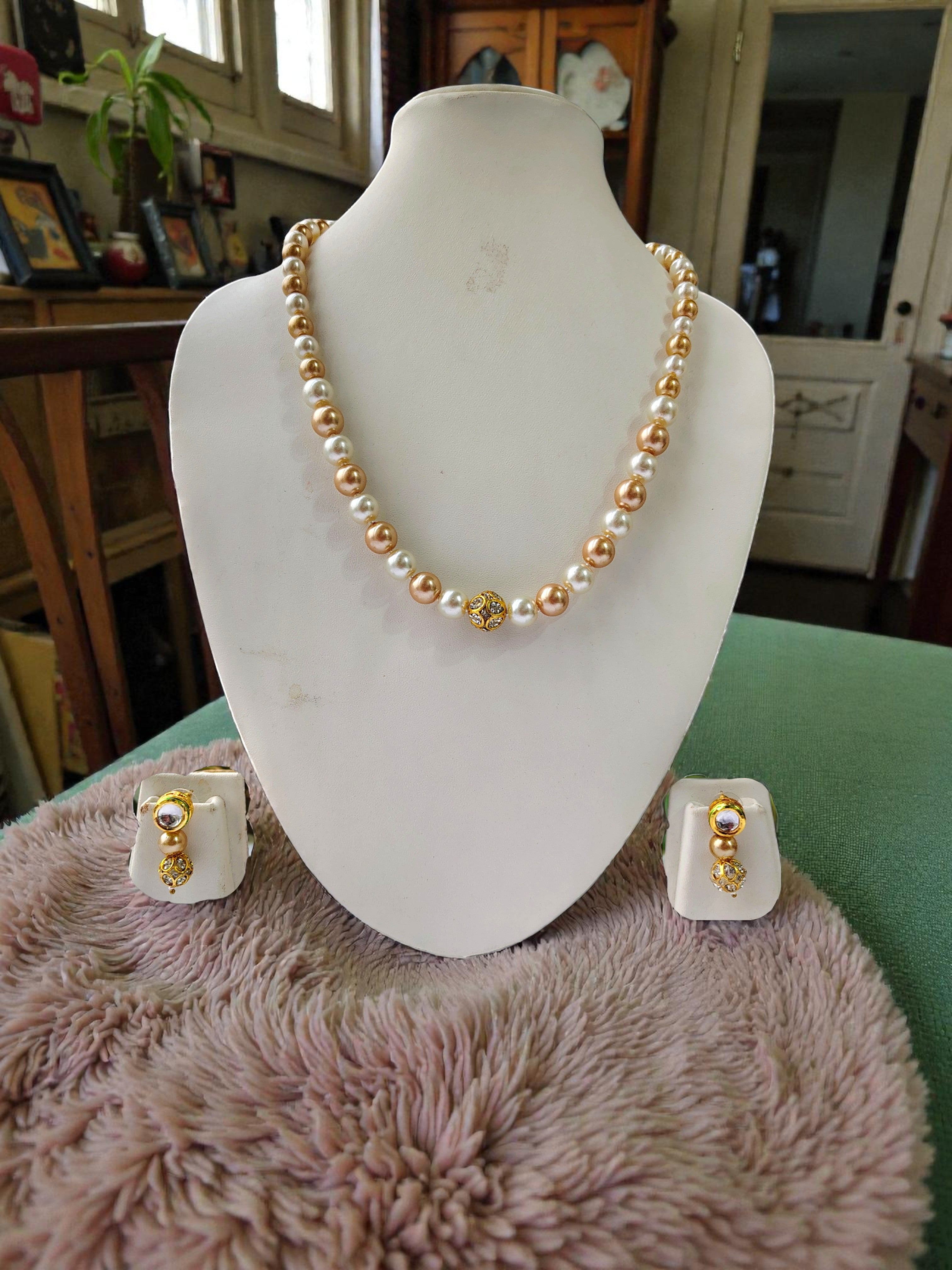 SwarnSaumya Pearl Necklace Set