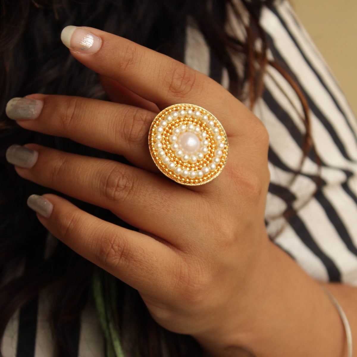 faux pearls adjustable ring