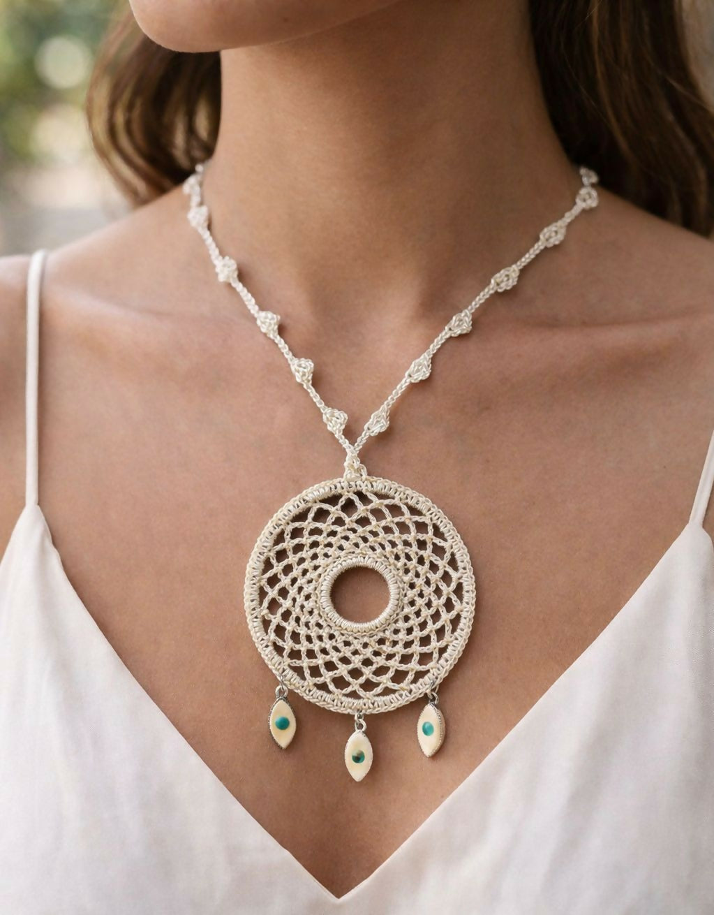Kako Mati white pendant Necklace