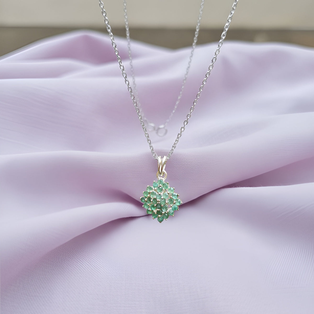 925 Sterling Silver Emerald Pendant Necklace for Women with 18" Chain | Handmade Minimalist Jewelry | Unique Healing Crystal Design | Size 2.1x1.4 cm | One Piece