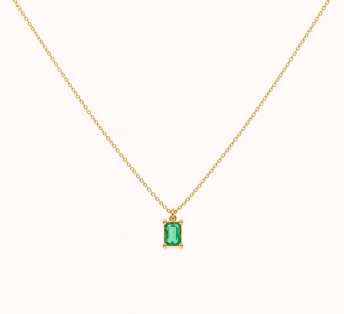 Emerald Glow Pendant Necklace