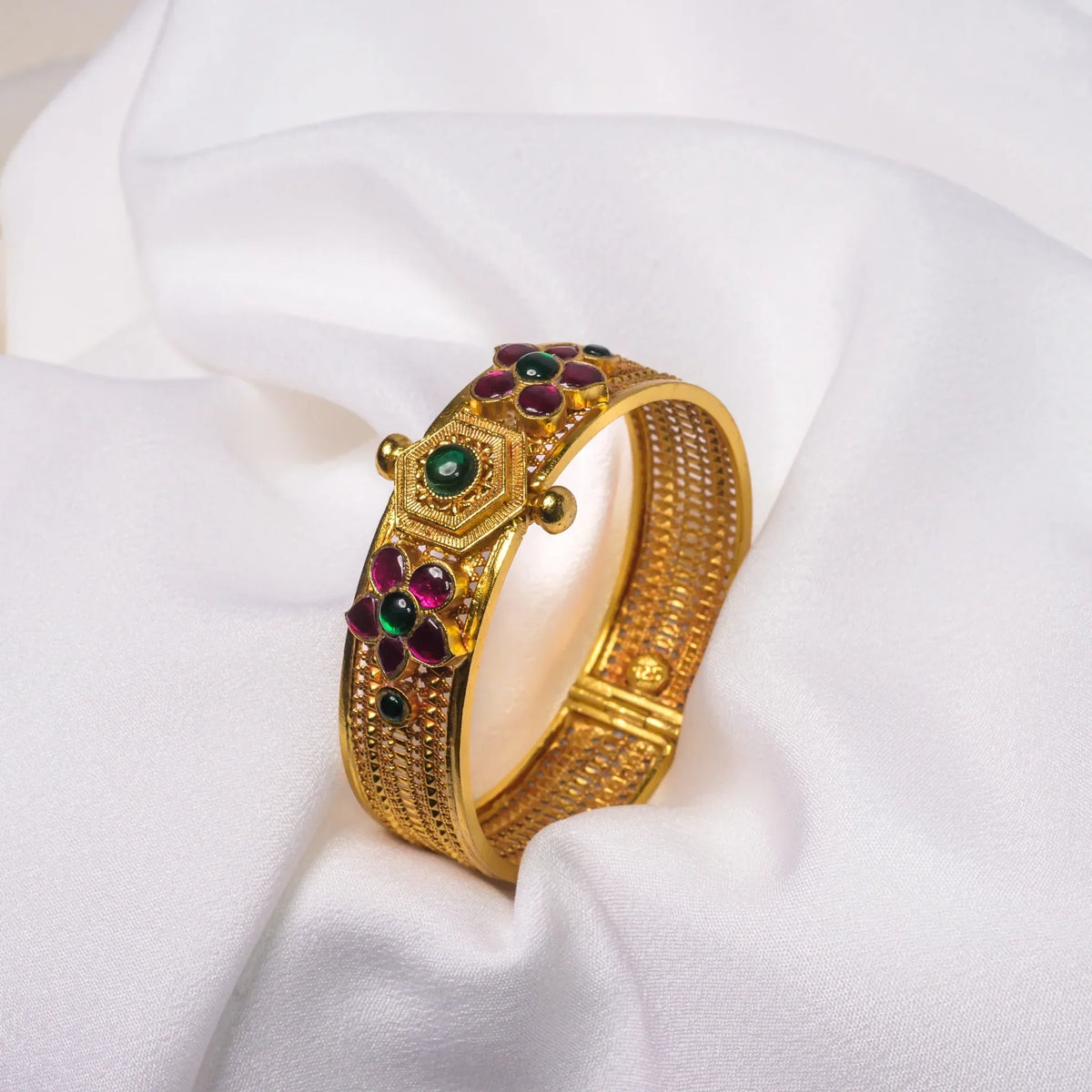 P30 Bangle - Varenya Galleria