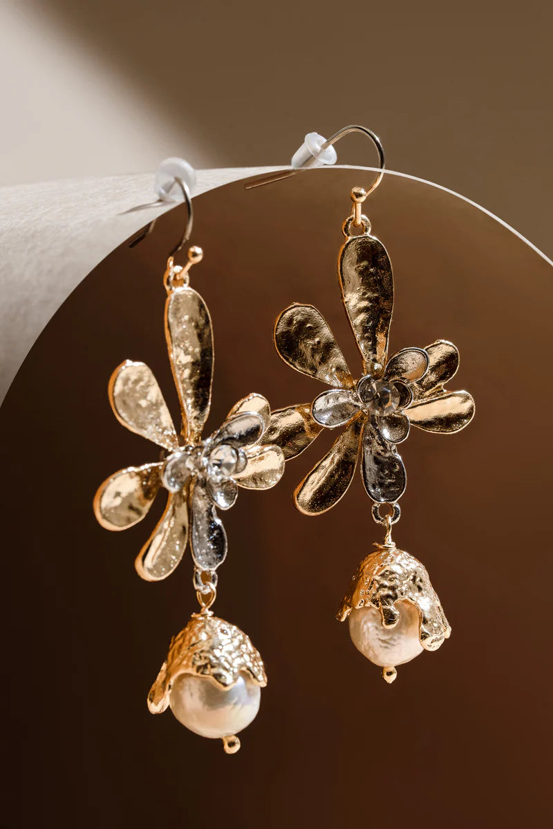 Gilded Petal Drops