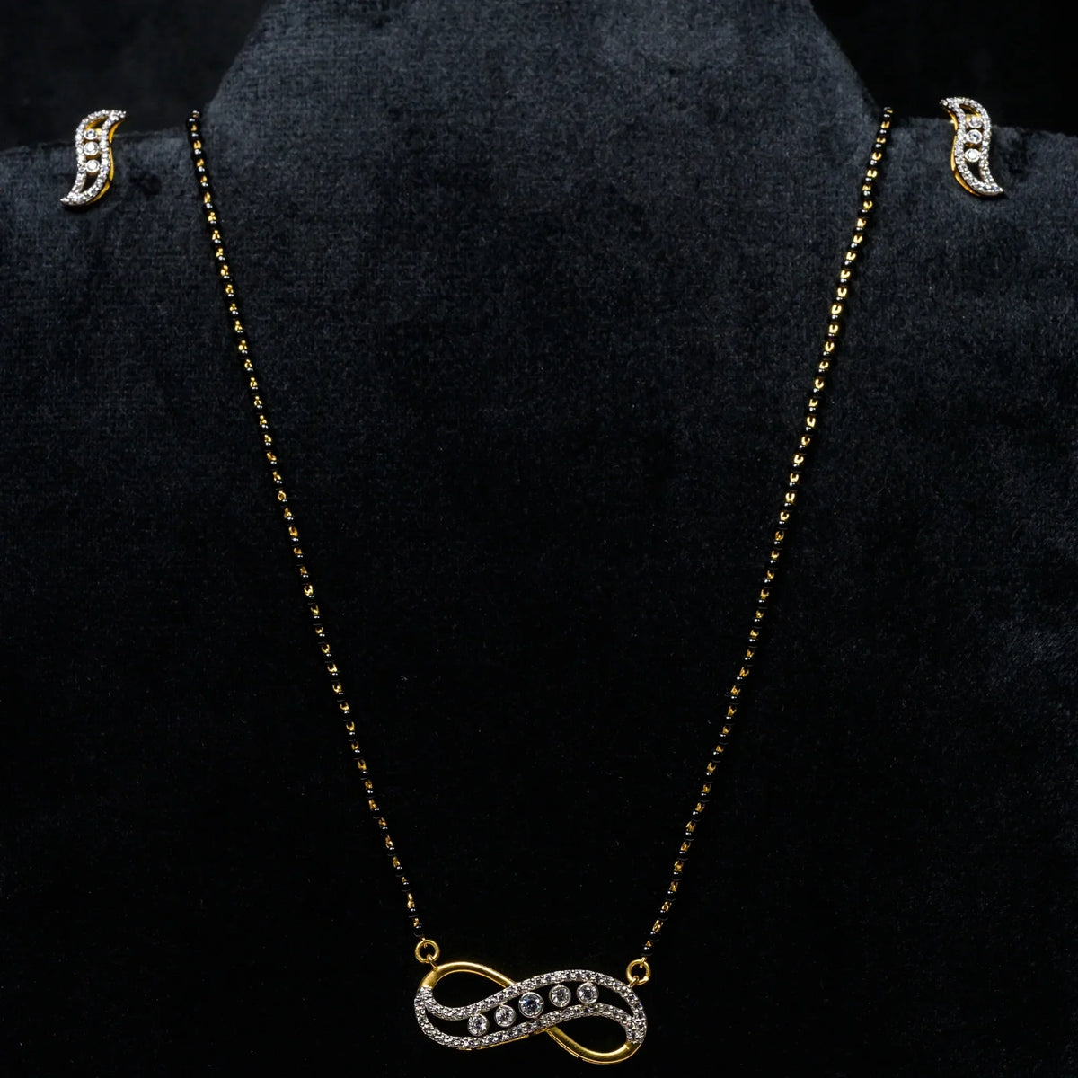 Sacred Necklace Infinity - Varenya Galleria