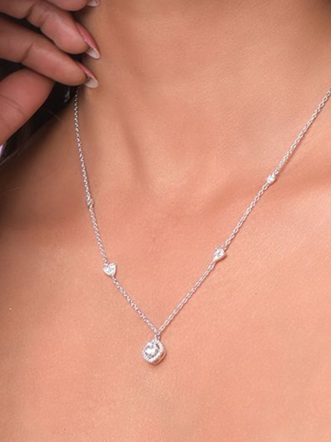 925 Sterling Silver Modern Halo Pendant Necklace