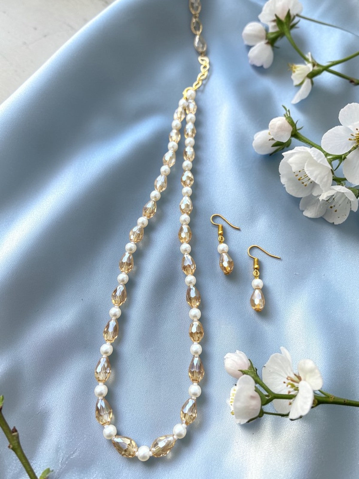 Golden Touch Pearl Crystal Set
