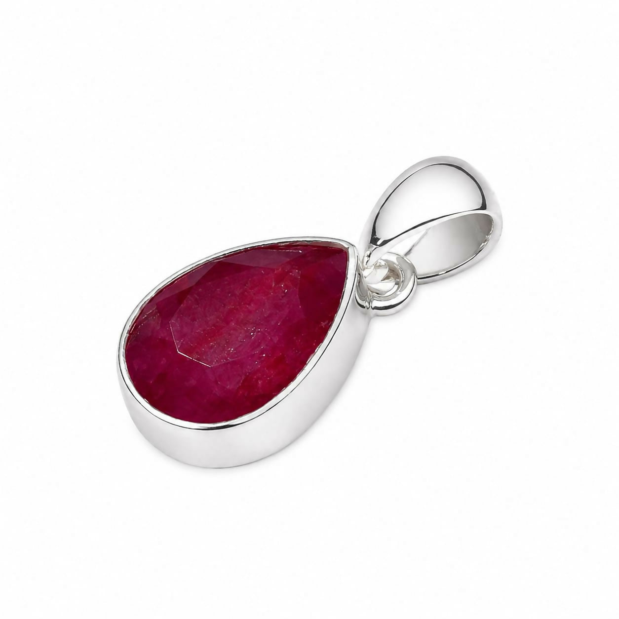 rouge-eclat-ruby-pendant-925-sterling-silver