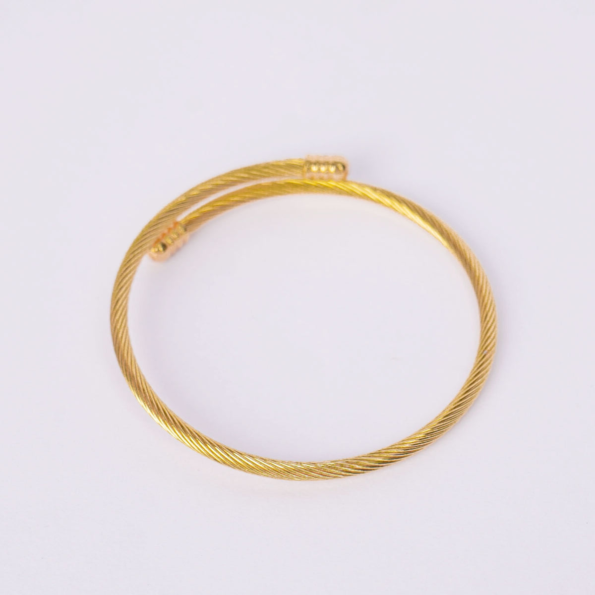 Cable Twist Round Gold Bangle