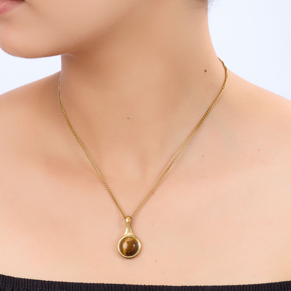 Chinoiserie Eastern Round Pendant Necklace