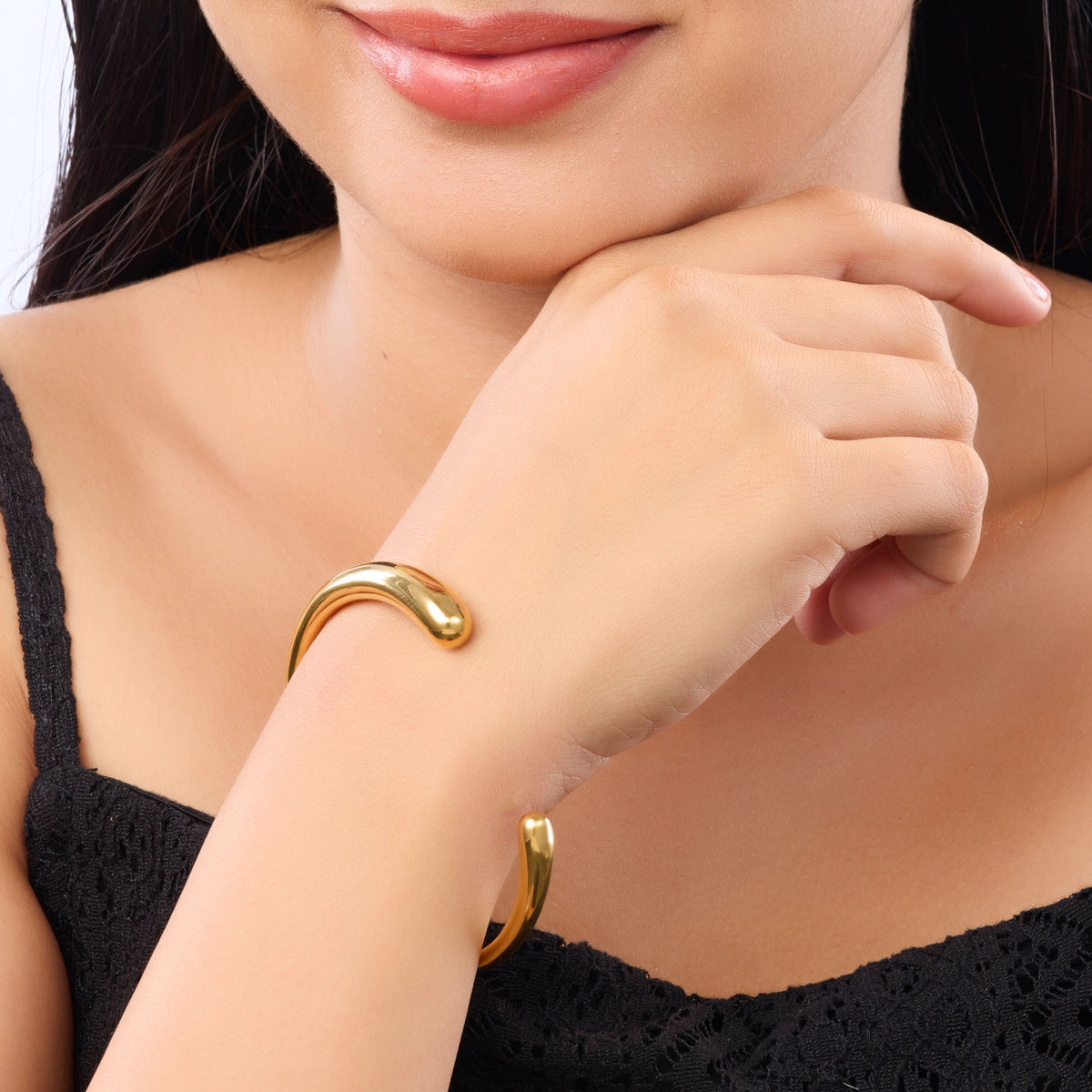 Circle Luxe Minimal Open Cuff Bangle