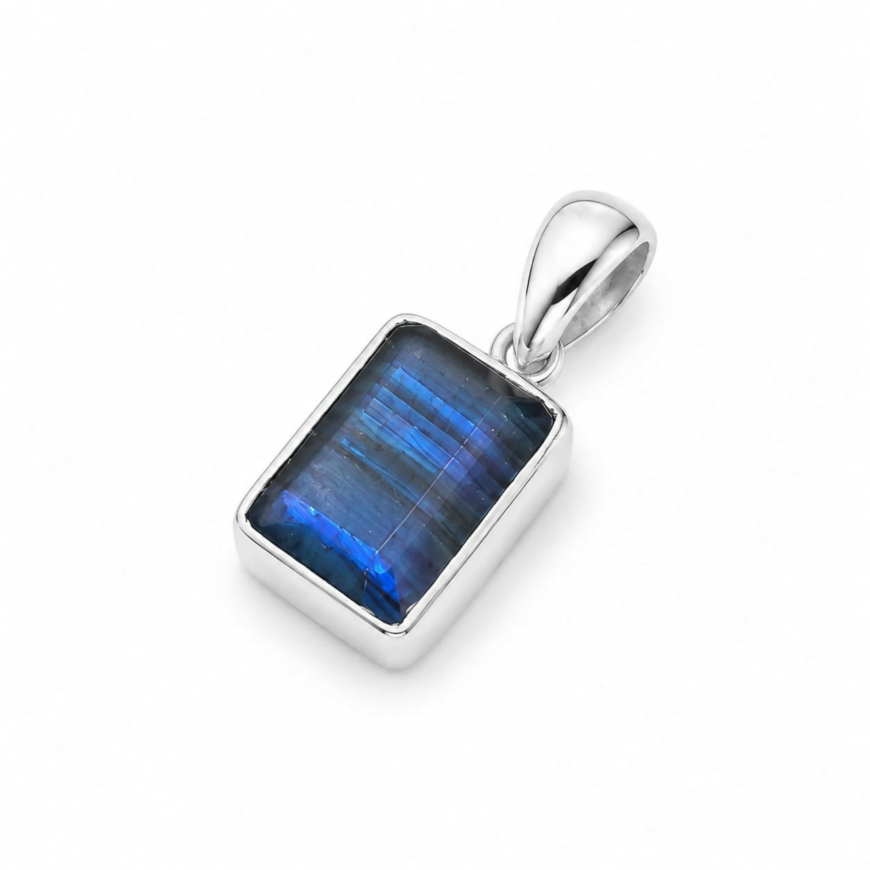 luna-prism-labradorite-pendant-925-sterling-silver