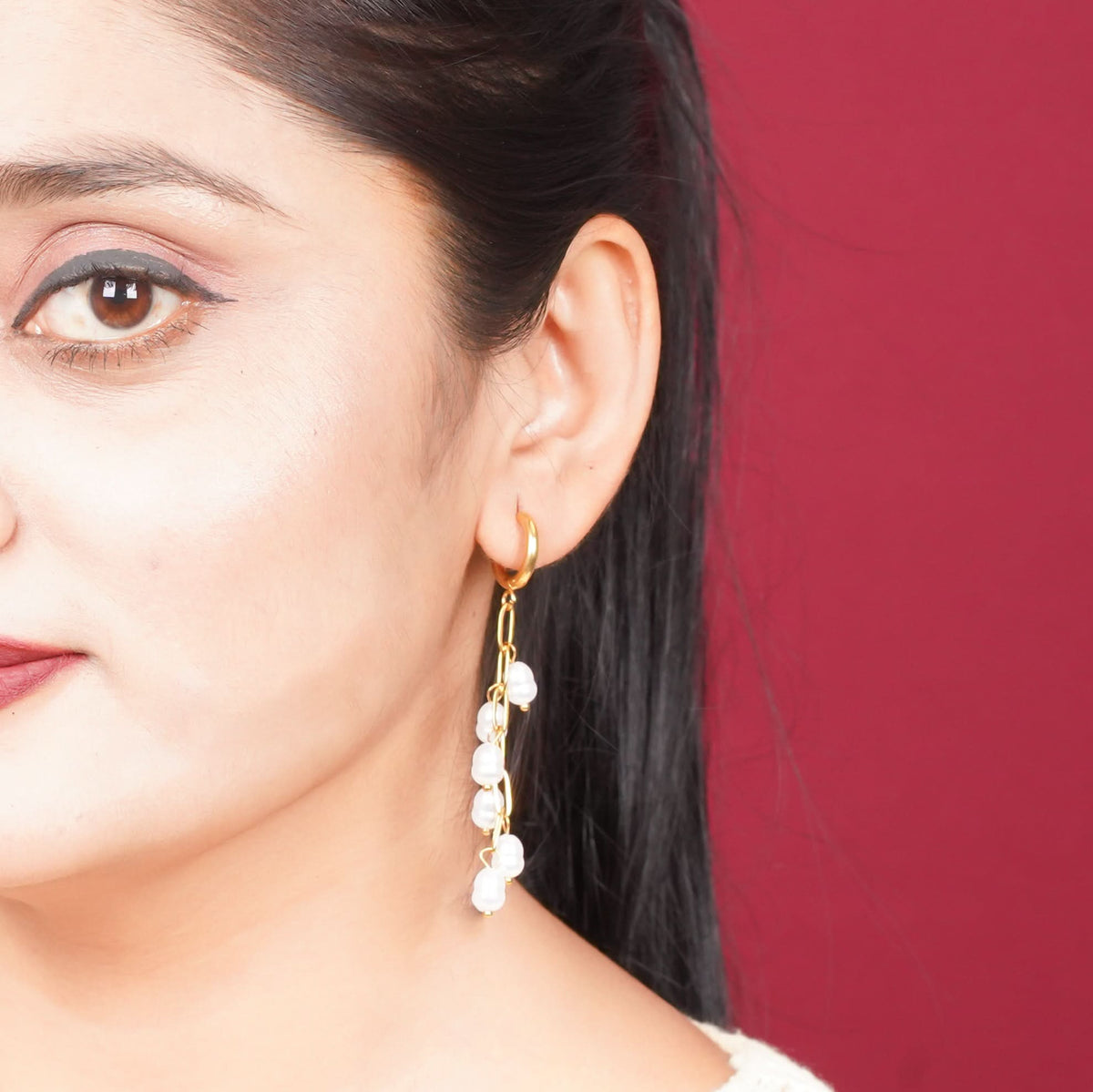 Edge Vine Baroque Pearl Chain Drop Earrings