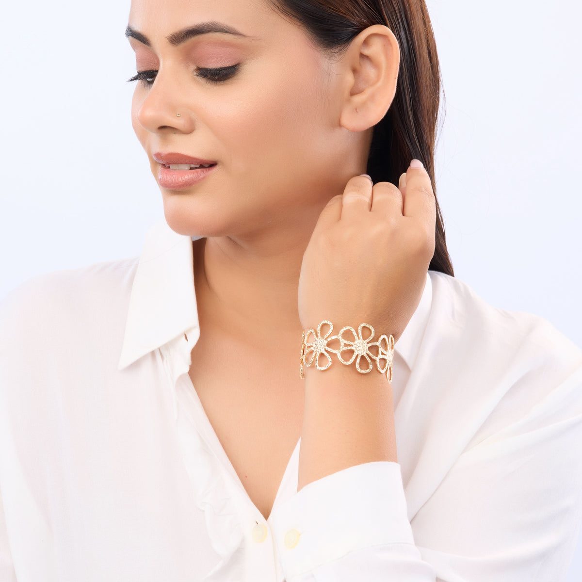 18K Gold Plated, Golden Bloom Retro Bangle For Women| Anti Tarnish