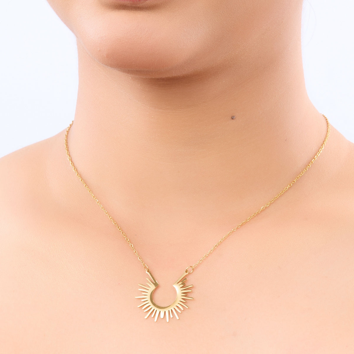 Geo Grace Minimal Necklace