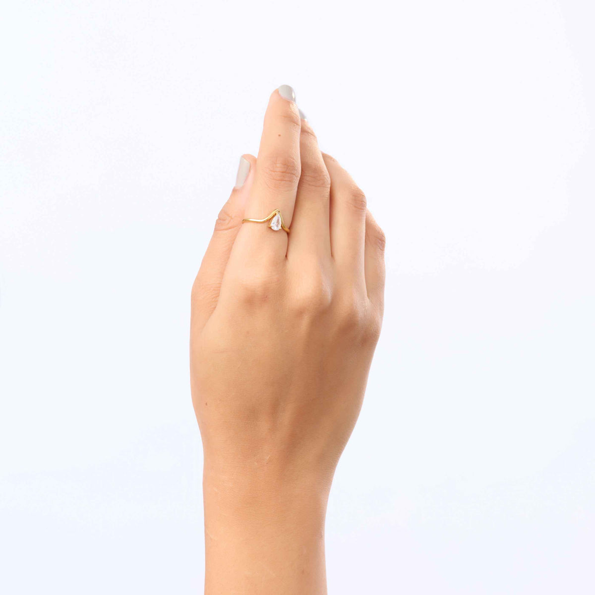 18K Gold Plated Gilded V-Pear Solitaire for Women | Anti Tarnish