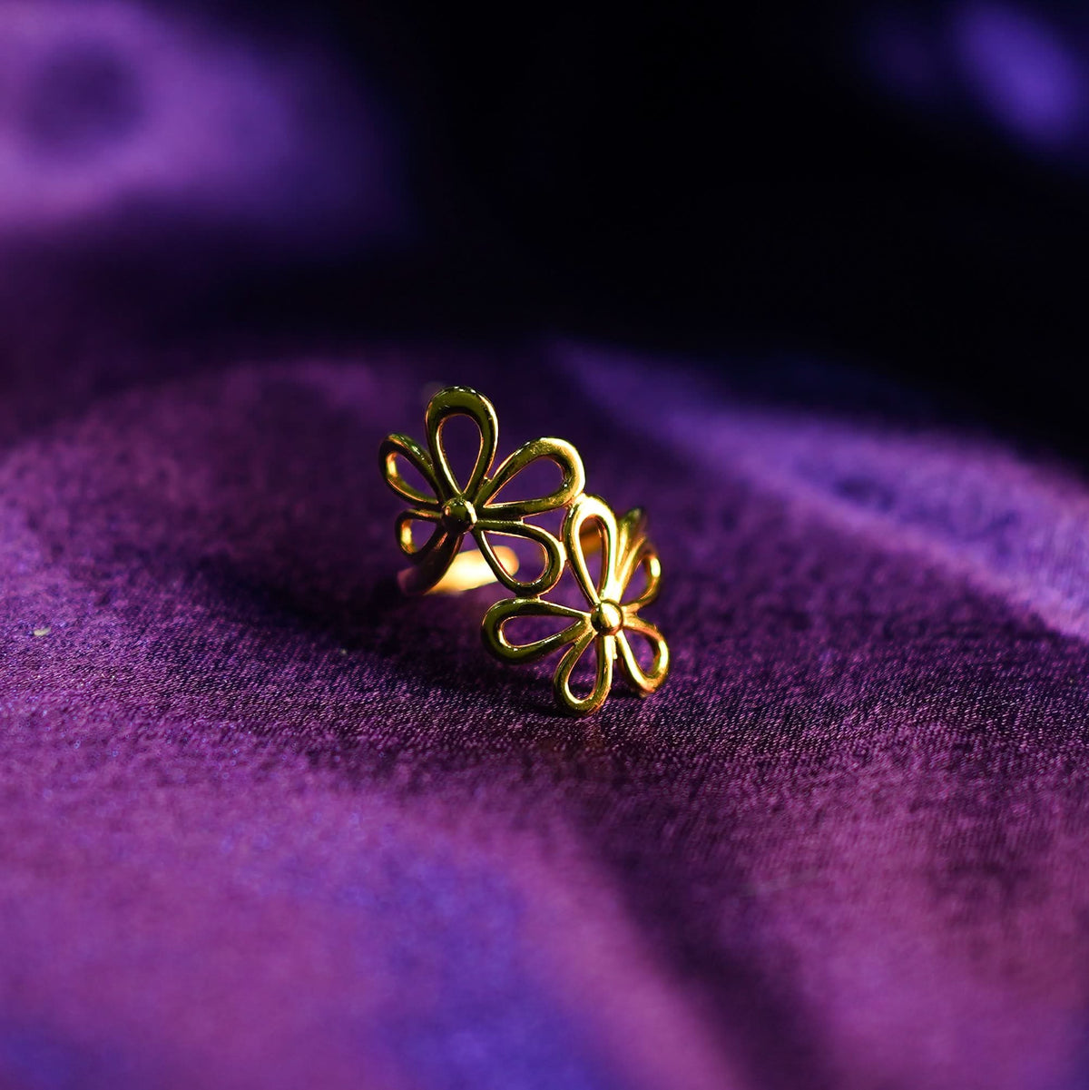 Golden Bloom Flower Ring