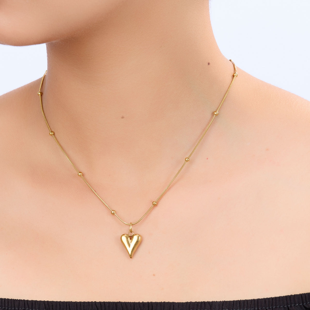 Golden Clip-Heart Classic Necklace