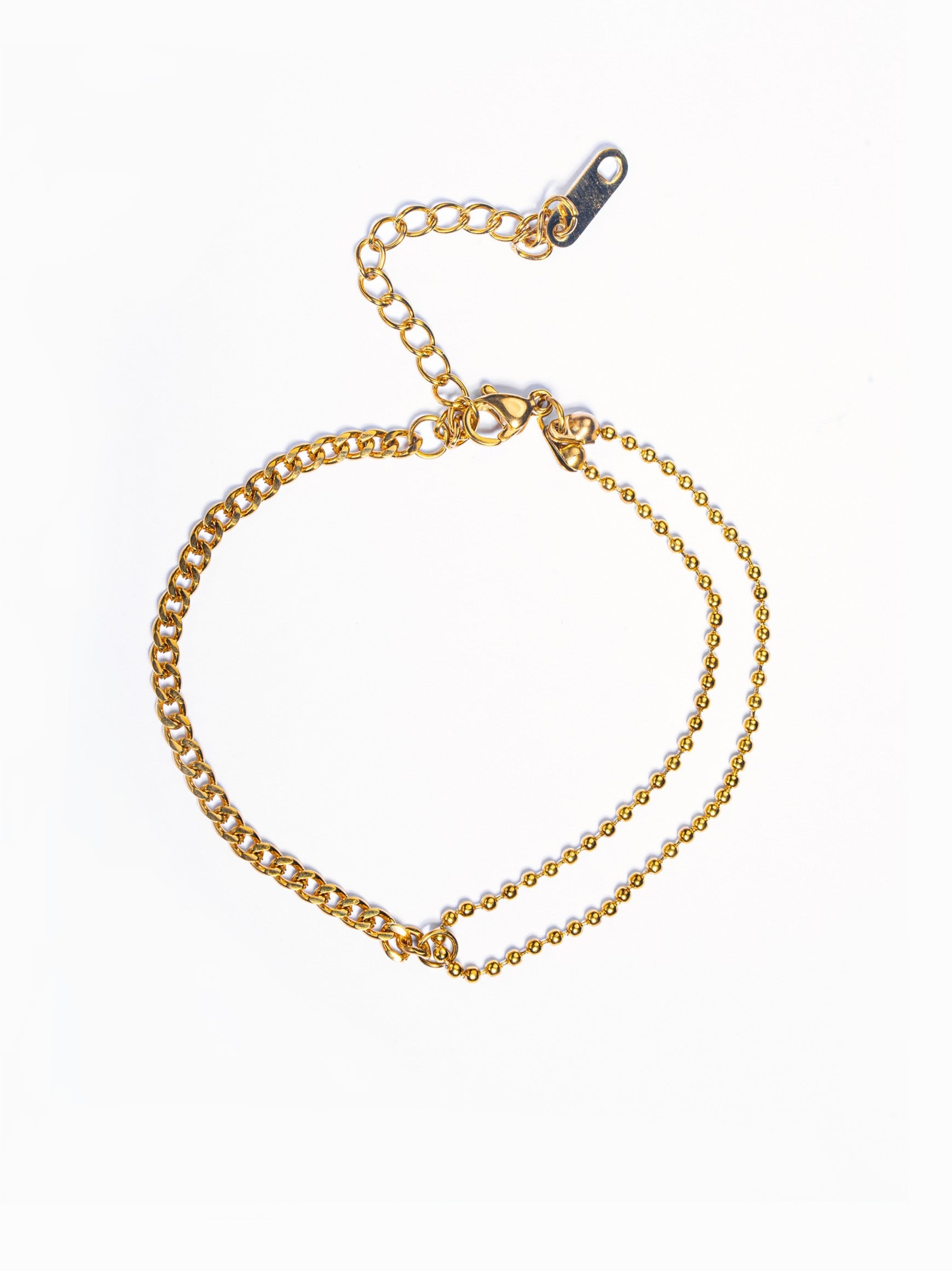 18k gold-plated Halo bracelet �? sleek layerable durable bracelet, anti-tarnish and waterproof for everyday and casual wear.