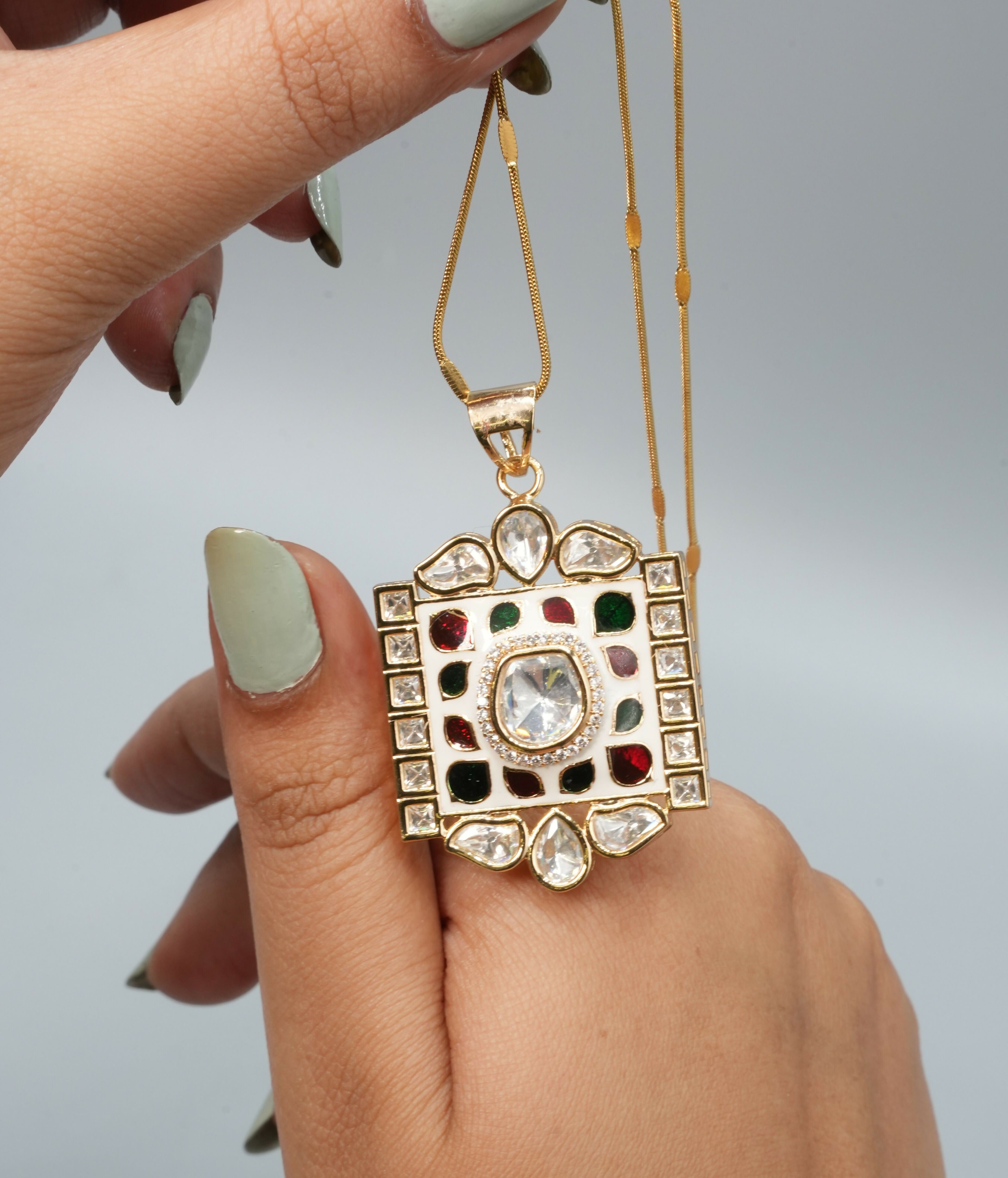 Premium Kundan Imitation Pendant Set