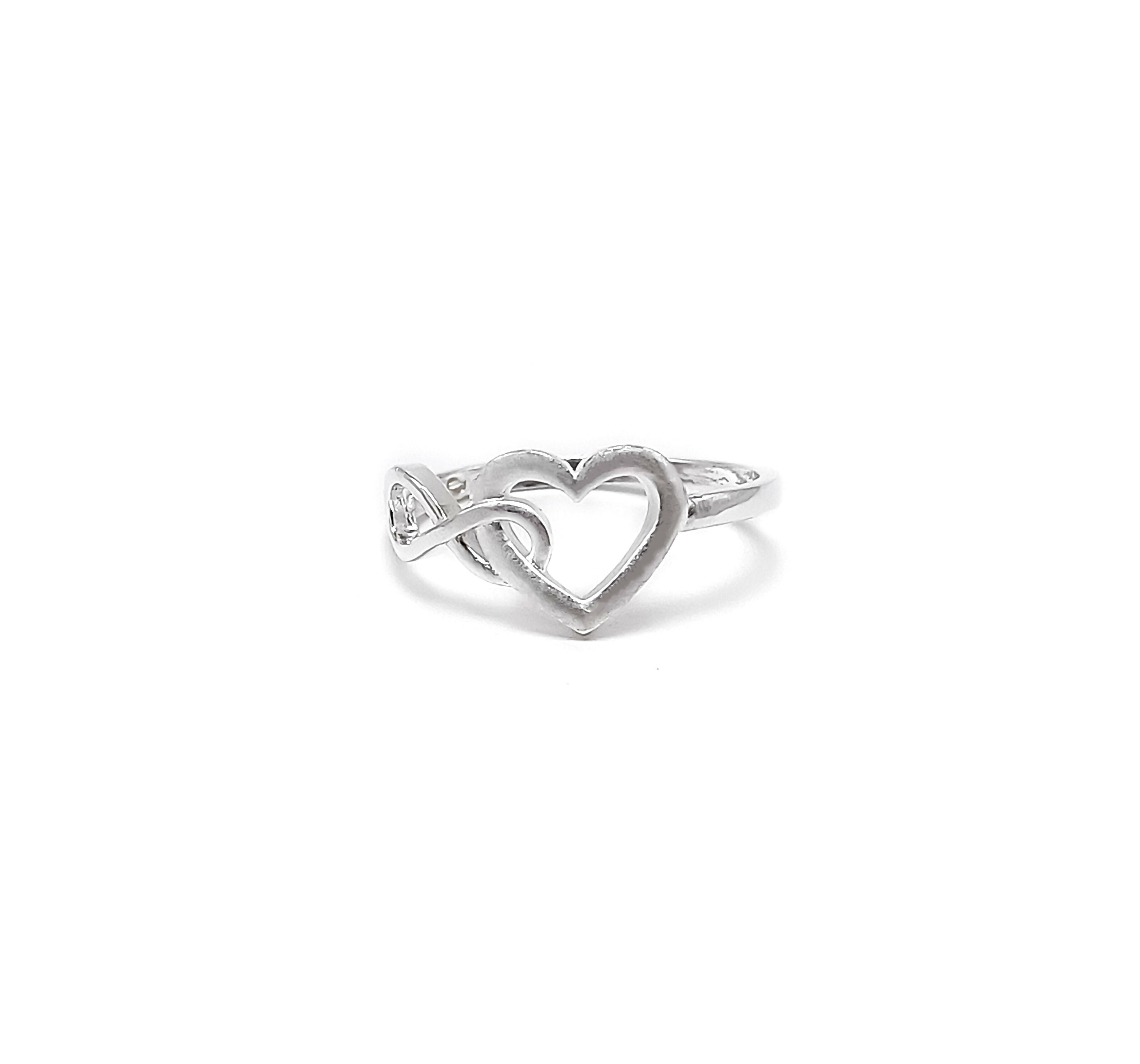 92.5 Silver Heart Infinity Ring