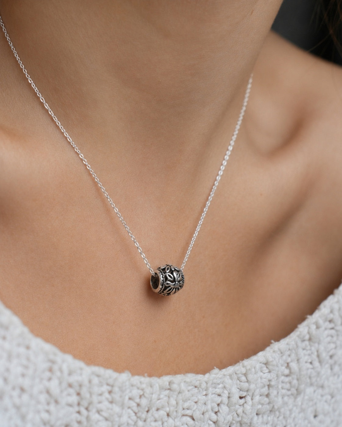 925 Sterling Silver Hamdmade Barrel Shaped Floral Bead Pendant for Women and Girls