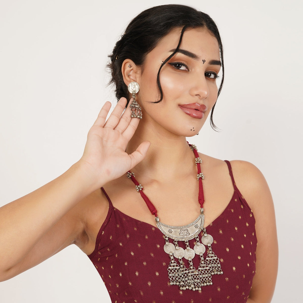 Ginni Drop Earrings