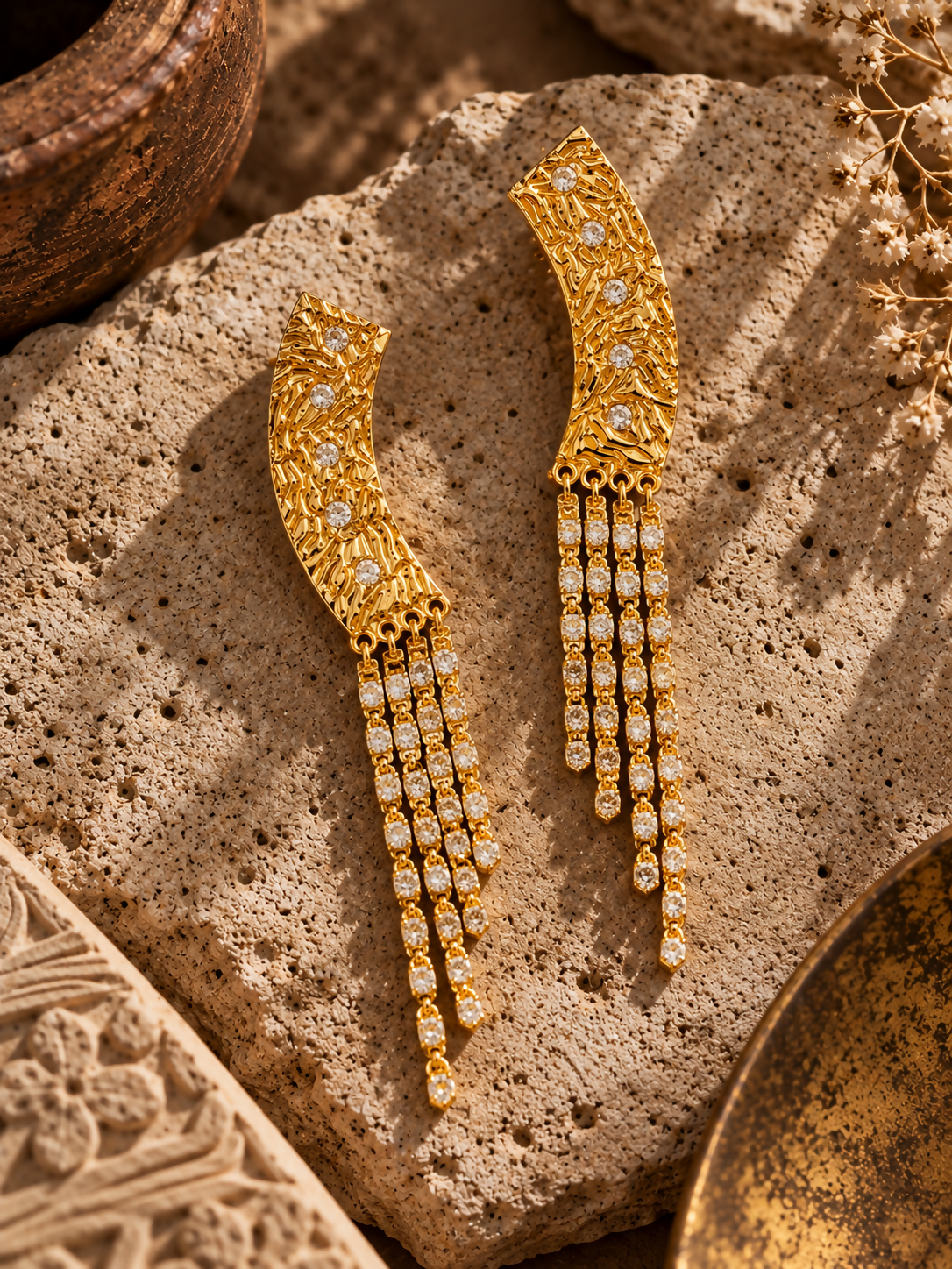 Eroma Earcufd Earrings